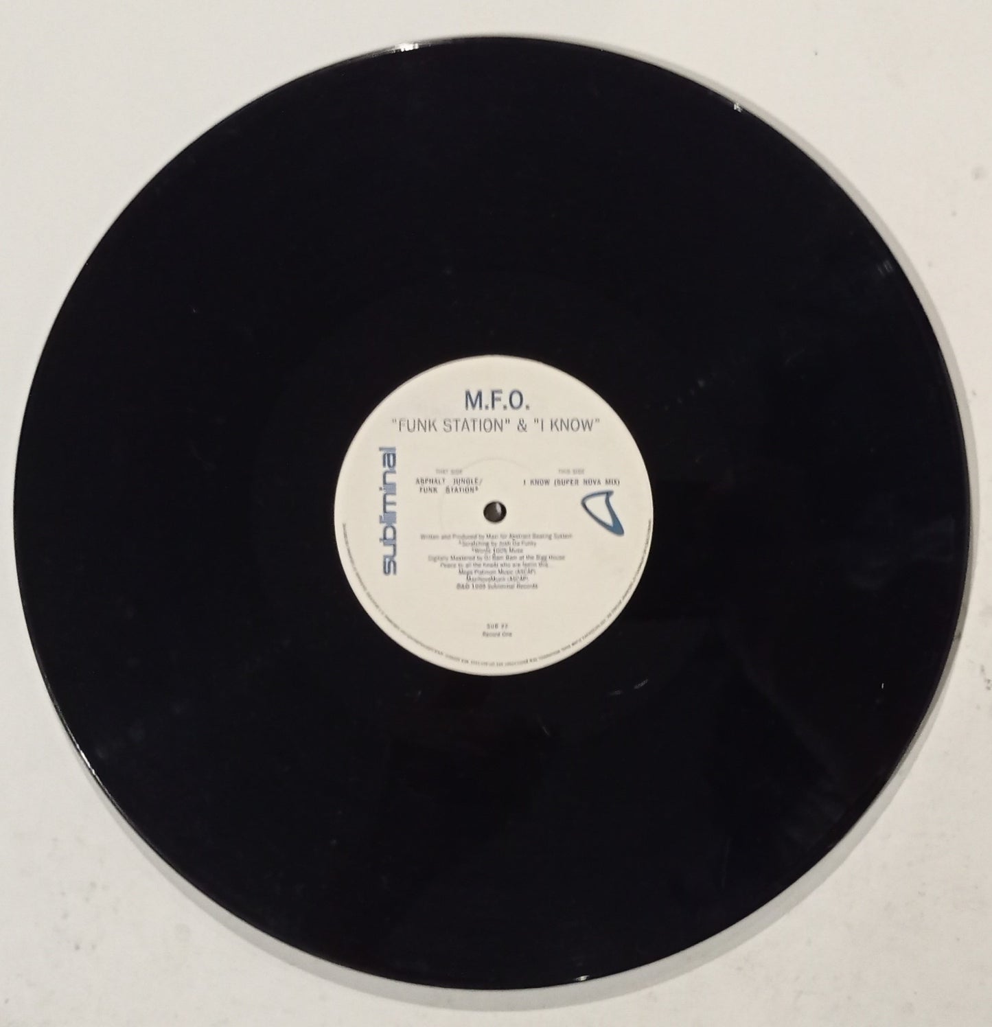 M.F.O. - Funk Station & I Know (2x Vinyl 12" - Importado USA - USADO)