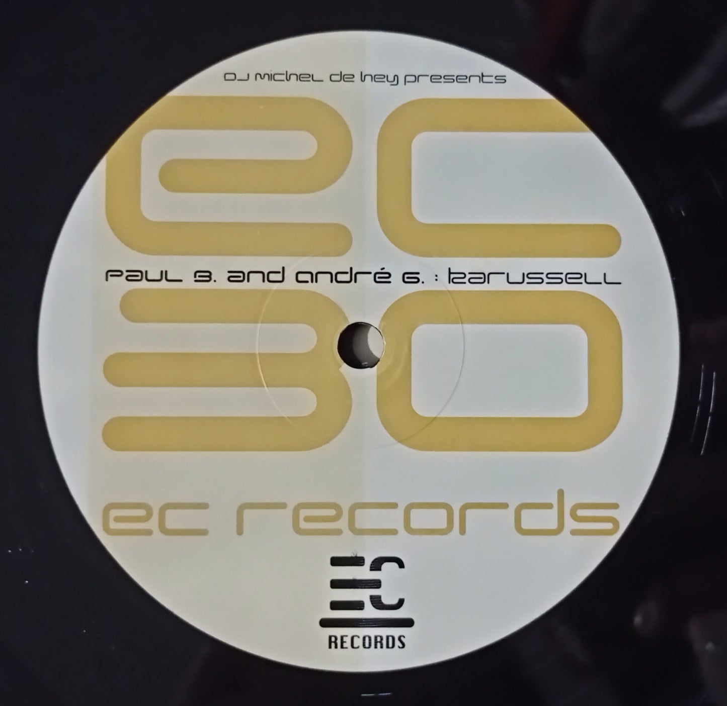 DJ Miichel De Hey Presents Paul B. and André G. - Karussell (Vinyl 12" - Importado Holanda - USADO)