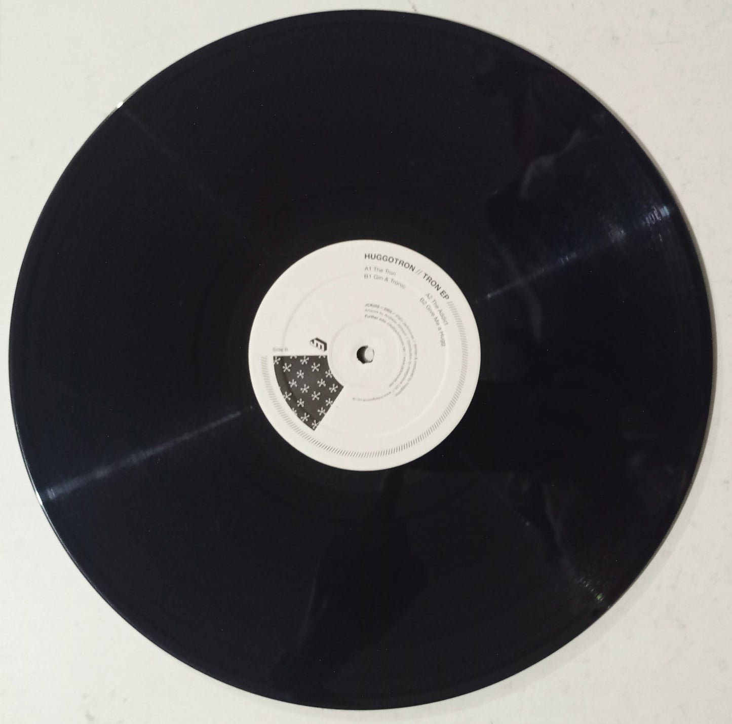 Huggotron - Tron EP (Vynil 12" - Importado Suécia - USADO)