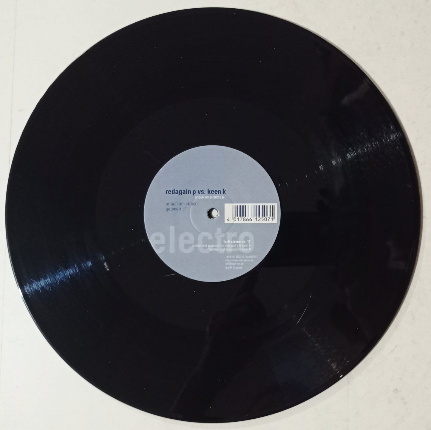 Redagain p & Keen K - Urlaub Am Strand EP (Vynil 12" - Importado Alemanha - USADO)